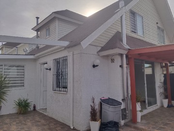 Casa en venta en Las Barrancas, Quilpué - 3 dormitorios, 2 baños