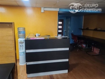 Oficina en arriendo mensual en Matías Cousiño / Moneda, Santiago - 2 dormitorios, 2 baños