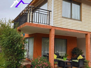 Casa en venta en 2 casas 2 pisos Calera de Tango (169058), Calera de Tango - 8 dormitorios, 7 baños