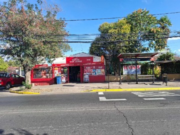 Casa en venta en Vivienda con local comercial (154284), Puente Alto - 3 dormitorios, 1 baño