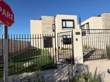 Arriendo Mensual / Casa / Coquimbo