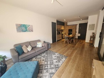 Departamento en venta en Departamento con pequeño Jardín (170190), Lo Barnechea - 2 dormitorios, 2 baños