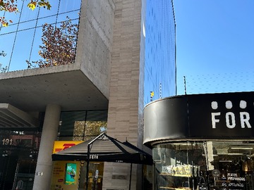 Oficina en arriendo mensual en La Concepción 191, Providencia - 6 dormitorios, 2 baños