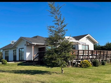 Parcela en venta en Hermosa Casa de Campo Lista para Disfrutar, A Minutos de Temuco - 4 dormitorios, 2 baños