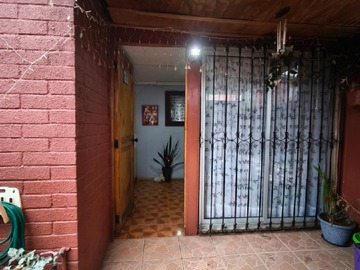 Casa en venta en Pj Obispo Oscar Romero Puente Alto, Puente Alto - 3 dormitorios, 1 baño