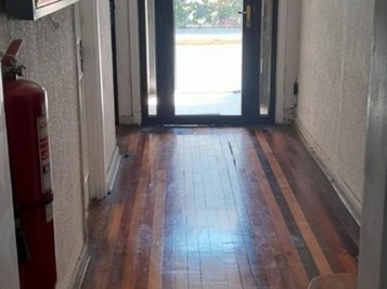 Oficina en venta en Padre Miguel de Olivares con San Ignacio, Santiago - 9 dormitorios, 3 baños