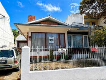 Casa en venta en Centro, Punta Arenas - 3 dormitorios, 2 baños