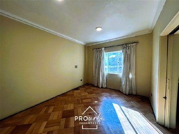 Departamento en venta en Providencia / Huelen, Providencia - 5 dormitorios, 3 baños