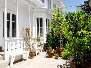 Casa en venta en Lautaro Rosas, Valparaíso - 5 baños