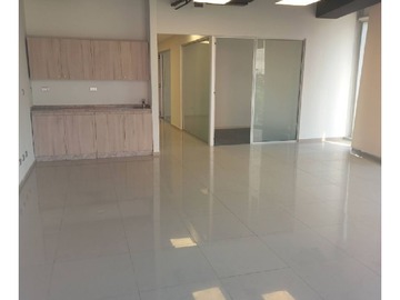 Oficina en arriendo mensual en Las condes, Las Condes - 2 baños