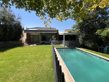 Casa en venta en el Peumo, Lo Barnechea - 5 dormitorios, 5 baños