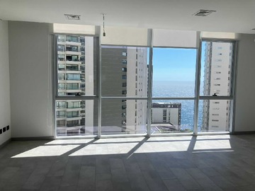 Oficina en arriendo mensual en Oficina Luminosa en Sector Privilegiado (178699), Concón - 1 baño
