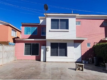 Casa en arriendo mensual en Casa en Condominio en Calama (171488), Calama - 5 dormitorios, 3 baños