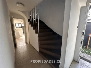 Local Comercial en venta en Los Leones - Diego de Almagro, Providencia - 5 dormitorios, 3 baños