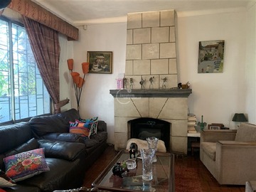 Casa en venta en José Manuel Infante/ Santa Isabel, Providencia - 7 dormitorios, 3 baños