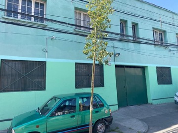 Casa en venta en Santa helena / vicuña mackena, Santiago - 3 dormitorios, 3 baños