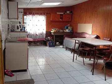 Casa en venta en Cerca biotren Laguna Quiñenco, Coronel - 3 dormitorios, 1 baño