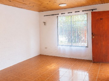 Casa en venta en Casa Familiar en la Comuna de el Bosque, 4 Dorm 2 Baños 163mt2 - 4 dormitorios, 2 baños