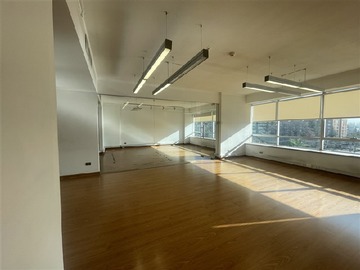 Oficina en arriendo mensual en La Dehes 1200, Lo Barnechea - 2 dormitorios, 2 baños