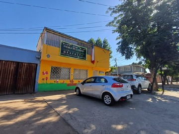 Casa en venta en Av principal, Conchalí - 5 dormitorios, 3 baños