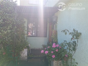 Casa en venta en Avda valparaiso, Villa Alemana - 6 dormitorios, 4 baños