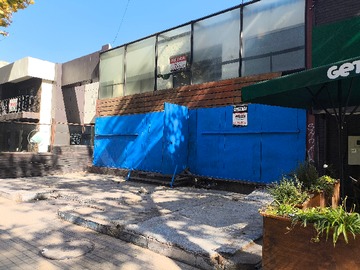 Local Comercial en arriendo mensual en Suecia 120, Providencia - 2 dormitorios, 4 baños
