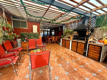 Casa en venta en Hermosa 5 dorm/ 2estacionamiento - Villa Textil (175491), Peñalolén - 5 dormitorios, 2 baños