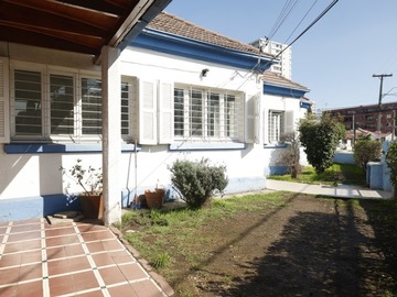Casa en arriendo mensual en Metro lo vial, San Miguel - 2 dormitorios, 2 baños