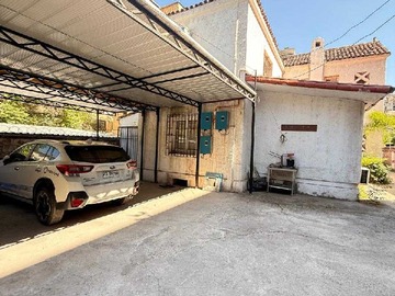 Casa en venta en Enorme Casa Comercial u Oficina (130431), Santiago - 7 dormitorios, 4 baños