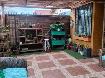 Casa en venta en Casa de 3 Habitaciones, Amplios Patios, 2 Estacionamientos - 3 dormitorios, 2 baños