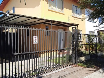 Casa en arriendo mensual en Phillippi, Temuco - 3 dormitorios, 4 baños
