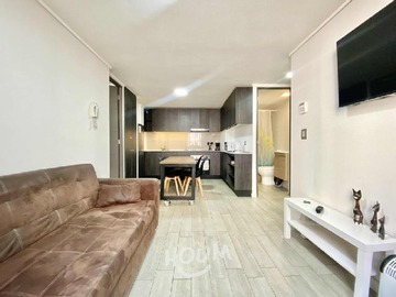 Departamento en arriendo mensual en Avenida Rondizzoni, Santiago - 2 dormitorios, 2 baños