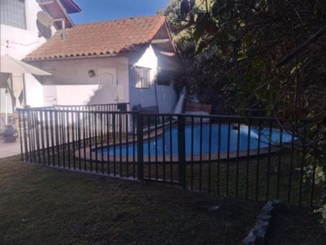 Casa en venta en Carlos ossandon (73989), La Reina - 8 dormitorios, 4 baños