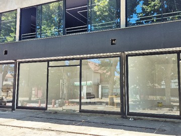 Local Comercial en arriendo mensual en Madrid 508, Villa Alemana - 1 dormitorio, 1 baño