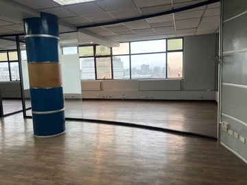 Oficina en venta en Amplia oficina frente a tribunales en Concepción, Concepción - 10 dormitorios, 4 baños