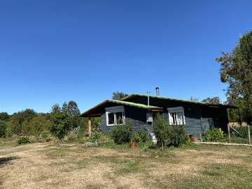 Casa en venta en Villarrica, Villarrica - 4 dormitorios, 2 baños