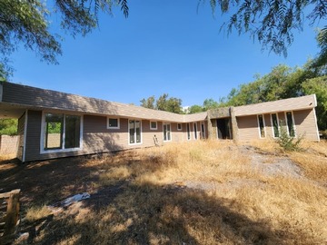 Casa en venta en Hacienda chacabuco, Colina - 4 dormitorios, 3 baños