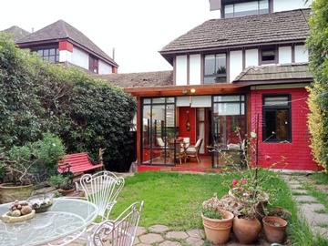 Casa en venta en Amansia, Viña del Mar - 3 dormitorios, 2 baños