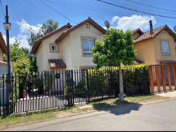 Casa en venta en Graneros, Graneros - 3 dormitorios, 3 baños