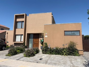 Casa en venta en Laguna del sol, Padre Hurtado - 3 dormitorios, 3 baños