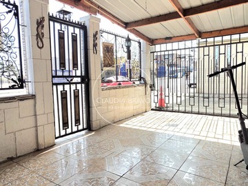 Casa en venta en Oscar bonilla, Antofagasta - 5 dormitorios, 3 baños