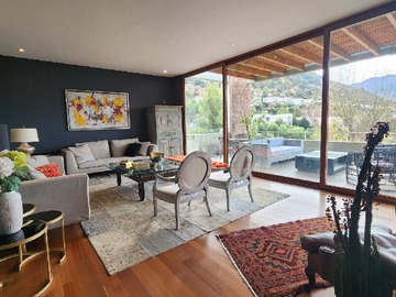 Casa en venta en Huilquehue 4000, Lo Barnechea - 6 dormitorios, 5 baños