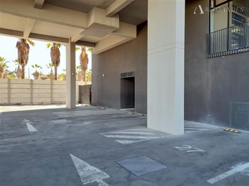 Estacionamiento en arriendo mensual en Sector Tuqui, Avenida Peñafiel, Ovalle