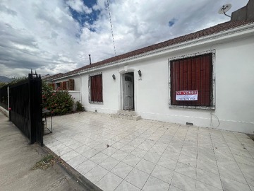 Casa en venta en Entre carnot y gambeta, San Miguel - 4 dormitorios, 1 baño