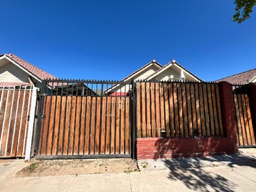 Casa en venta en Agua santa, Lampa - 3 dormitorios, 2 baños