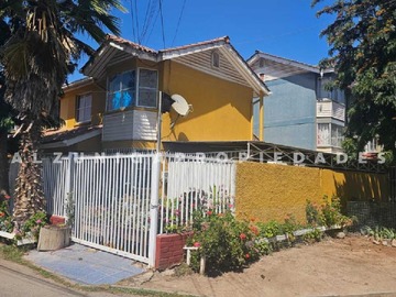 Casa en venta en Se vende espaciosa casa san bernardo (126669), San Bernardo - 3 dormitorios, 2 baños