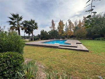 Arriendo Mensual / Casa / Colina