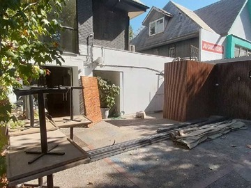 Local Comercial en arriendo mensual en Oportunidad Única en Zona de Alto Tránsito (167798), Vitacura - 3 baños