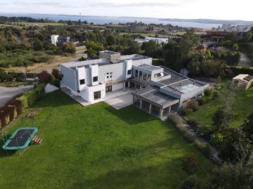 Casa en venta en Espectacular casa en exclusivo Condominio (150159), Puerto Montt - 7 dormitorios, 6 baños