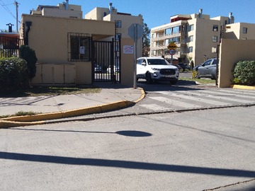 Departamento en venta en Vendo Departamento Calle Valle del Paraíso, Quilpué - 3 dormitorios, 2 baños
